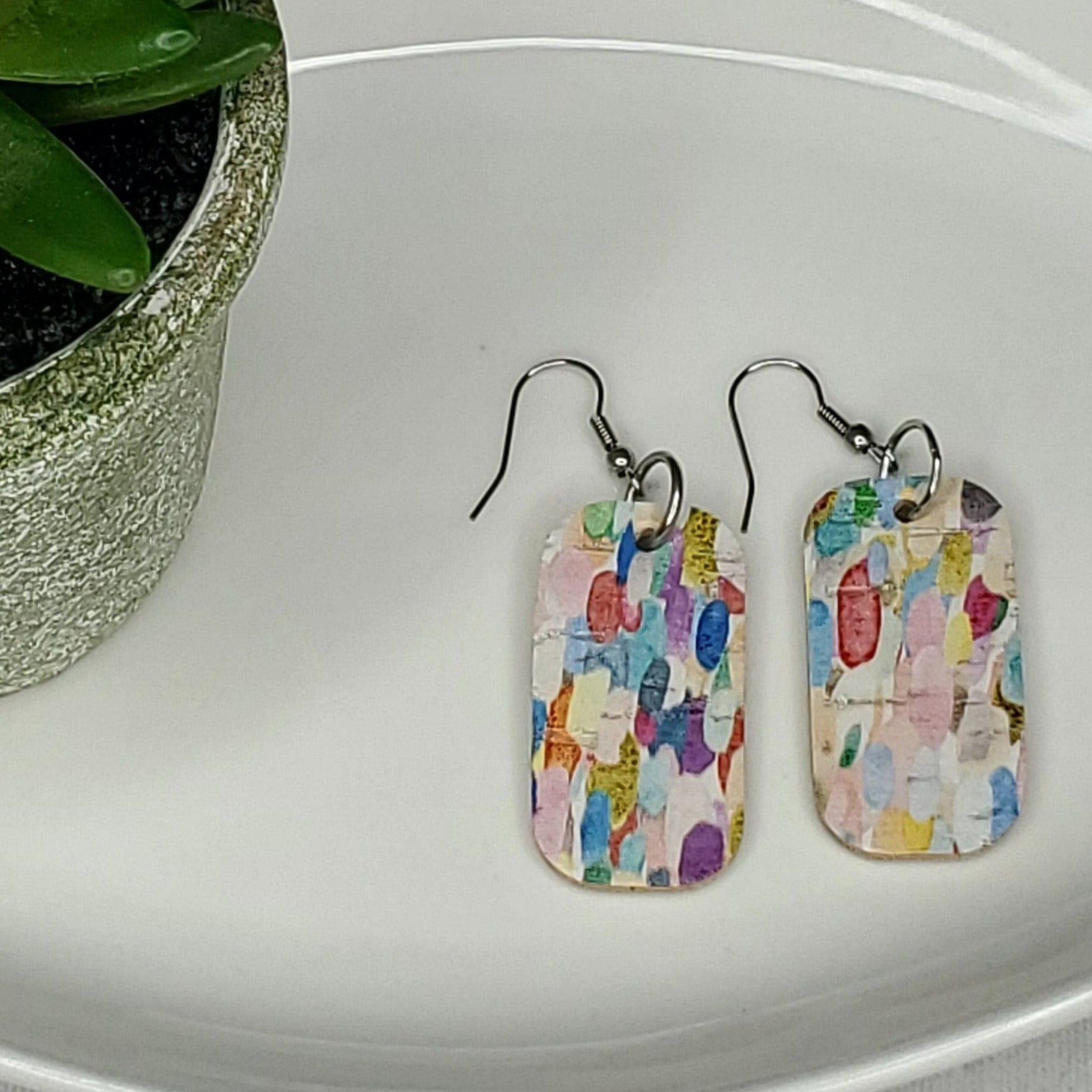 Costume Jewelry Cork and leather wire earrings